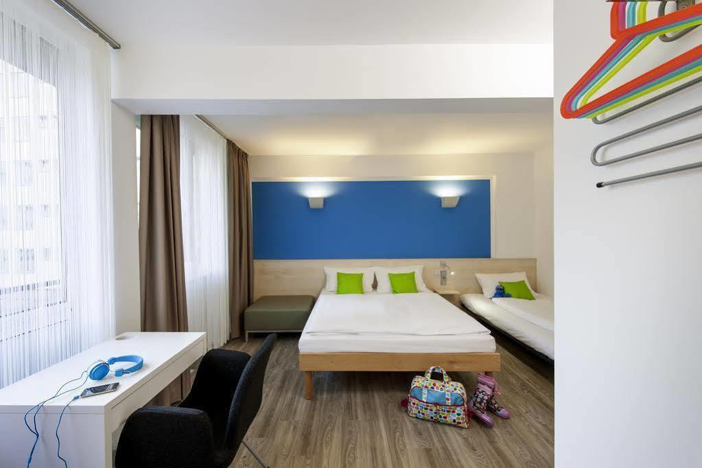 ibis Styles Köln City Exterior foto